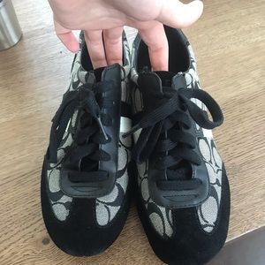 Coach tennis shoes size 9 1/2